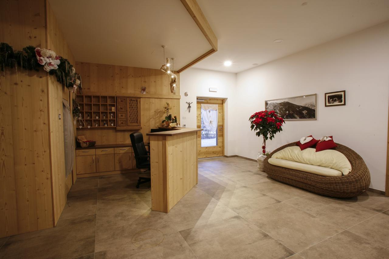 Hotel Garni & Wellness Anderle Vignola  Exterior foto